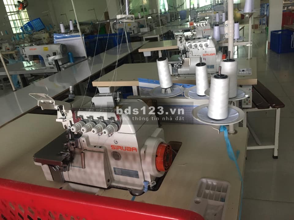 Cho thuê xưởng may có sẵn máy may, diện tích 800m2, có văn phòng sẵn