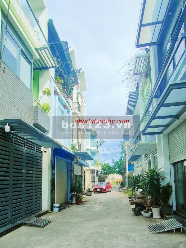 Bán gấp nhà pháp lý sổ hồng hoàn công, giá tốt, hỗ trợ vay ngân hàng