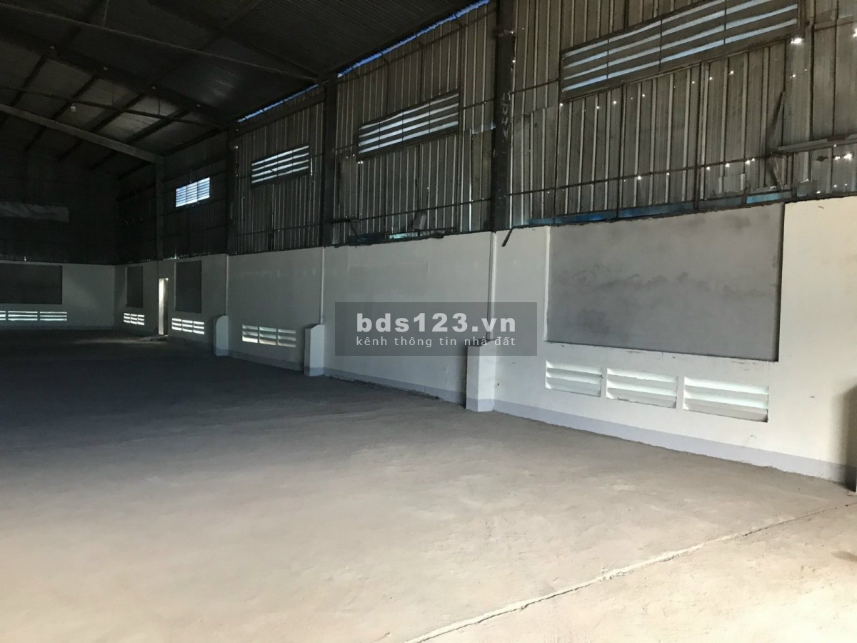 Cần cho thuê kho dt 1200m2 - 3000m2 KCN Sóng Thần, Dĩ An, Bình Dương
