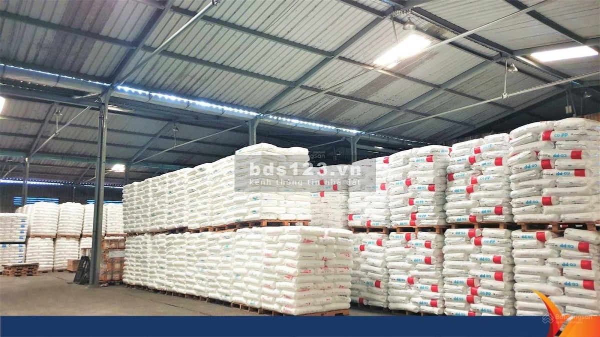 Cần cho thuê kho dt 1200m2 - 3000m2 KCN Sóng Thần, Dĩ An, Bình Dương