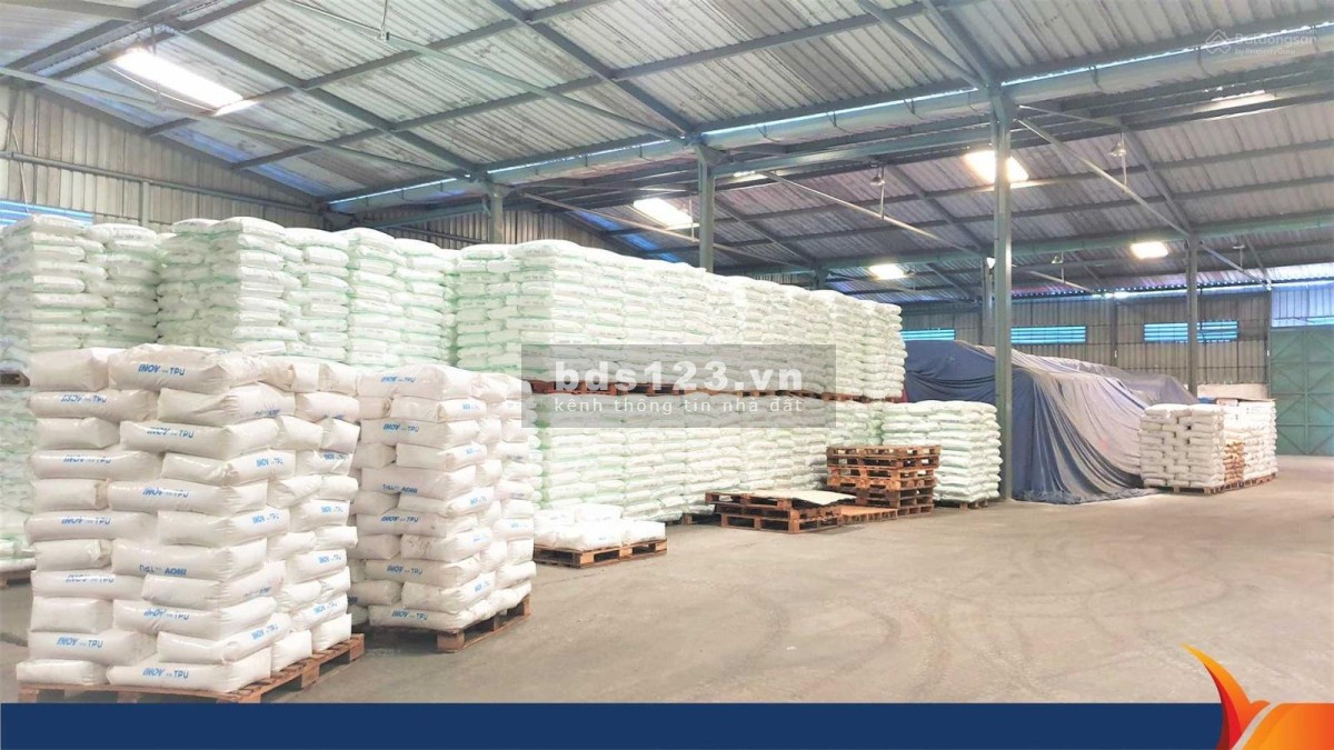 Cần cho thuê kho dt 1200m2 - 3000m2 KCN Sóng Thần, Dĩ An, Bình Dương