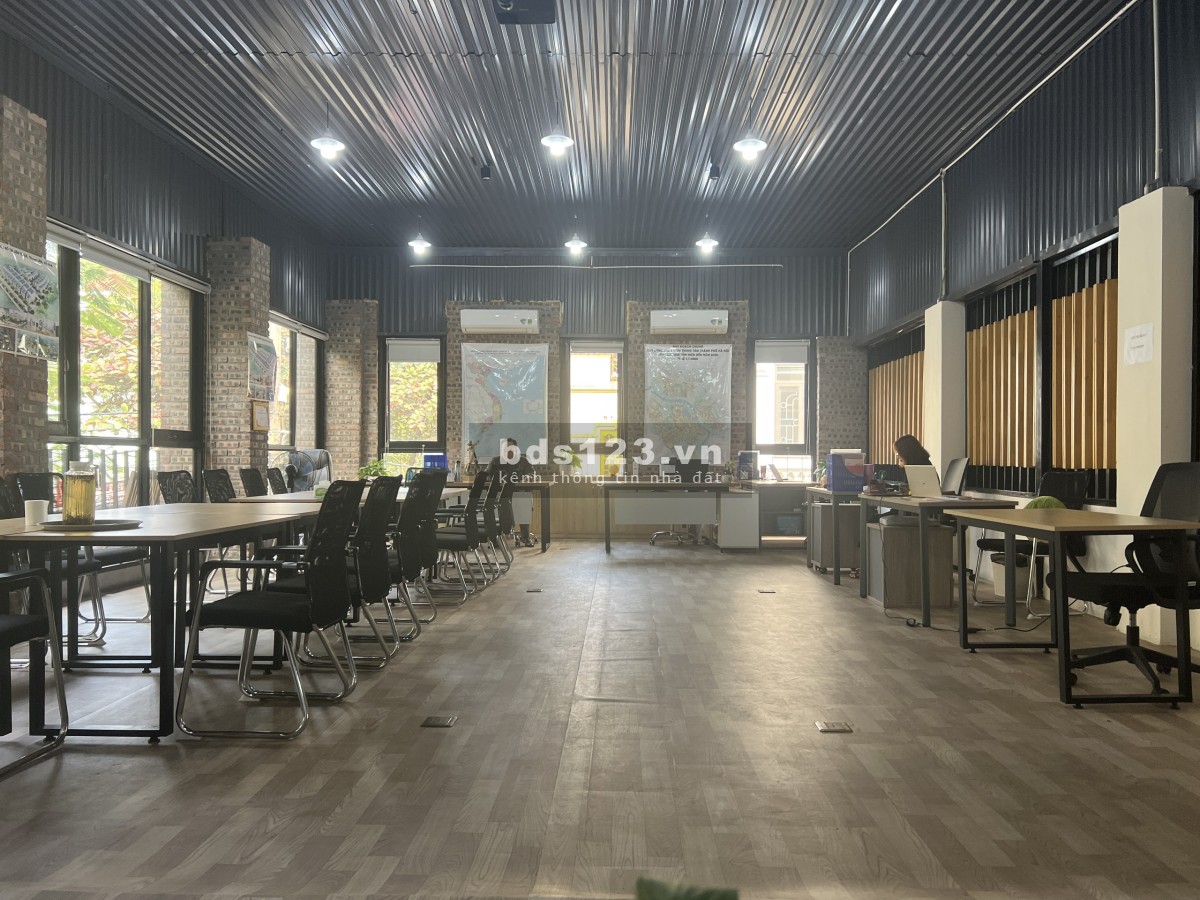 Cho thuê MBKD mặt phố Trần Cung,Cầu Giấy .230m,mt 18m,lô góc