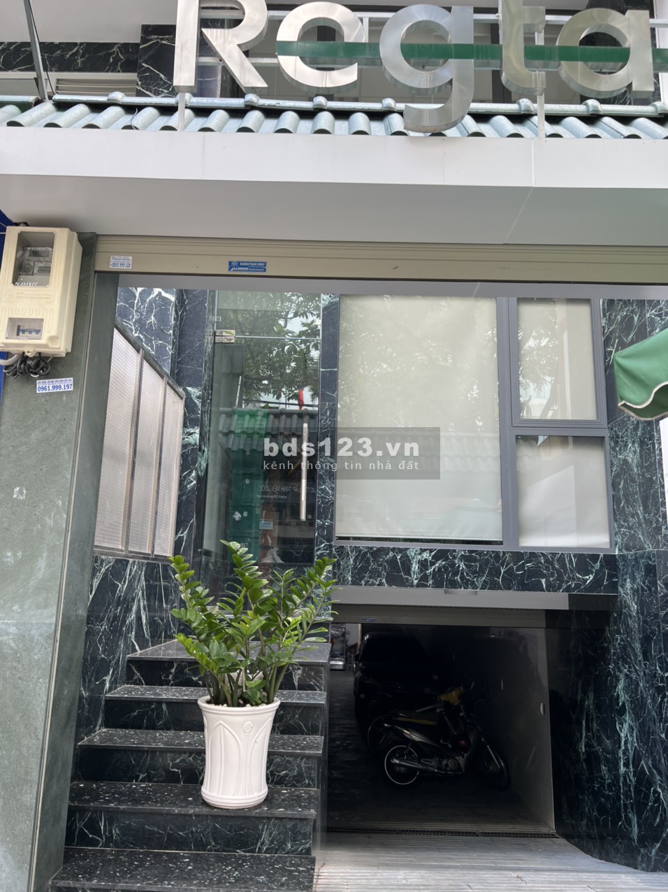 Cho thuê văn phòng 80m2 mới xây quận Bình Thạnh.