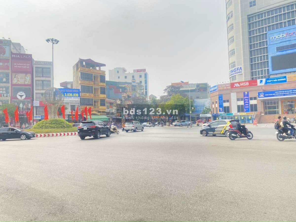 Cần bán căn nhà 3 tầng Đại Lộ Hồ Chí Minh, thành phố Hải Dương, giá tốt