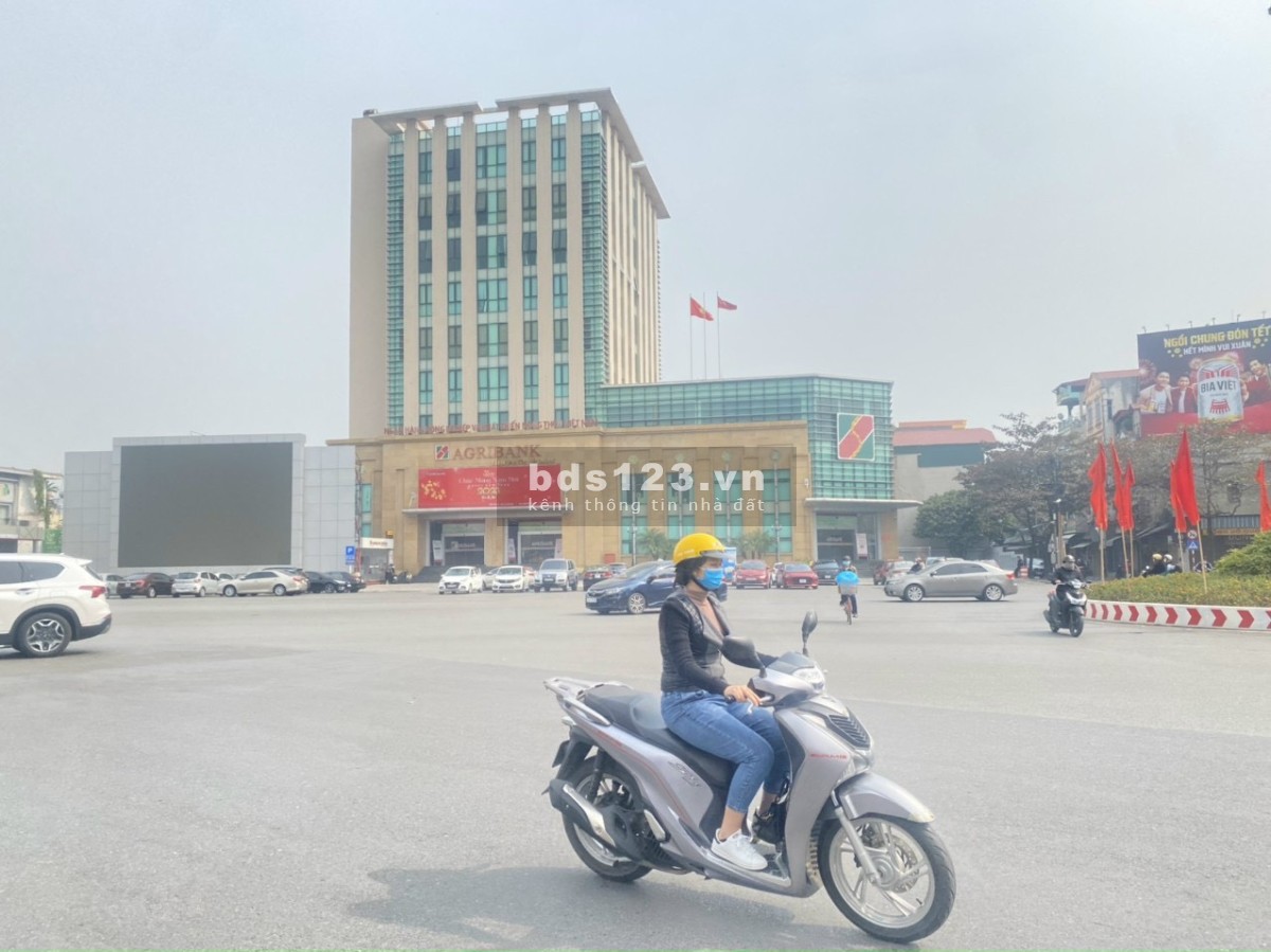Cần bán căn nhà 3 tầng Đại Lộ Hồ Chí Minh, thành phố Hải Dương, giá tốt