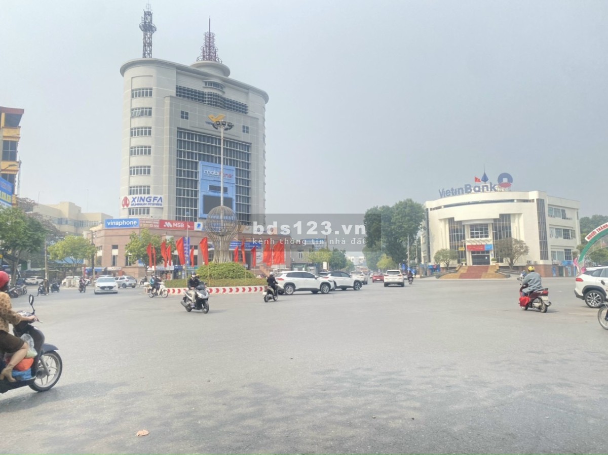 Cần bán căn nhà 3 tầng Đại Lộ Hồ Chí Minh, thành phố Hải Dương, giá tốt