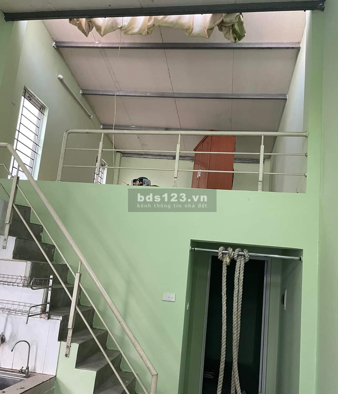 Căn góc ngõ ngõ thông kinh doanh nhỏ ô tô vào nhà vị trí tuyệt đỉnh giá 2.X tỷ
