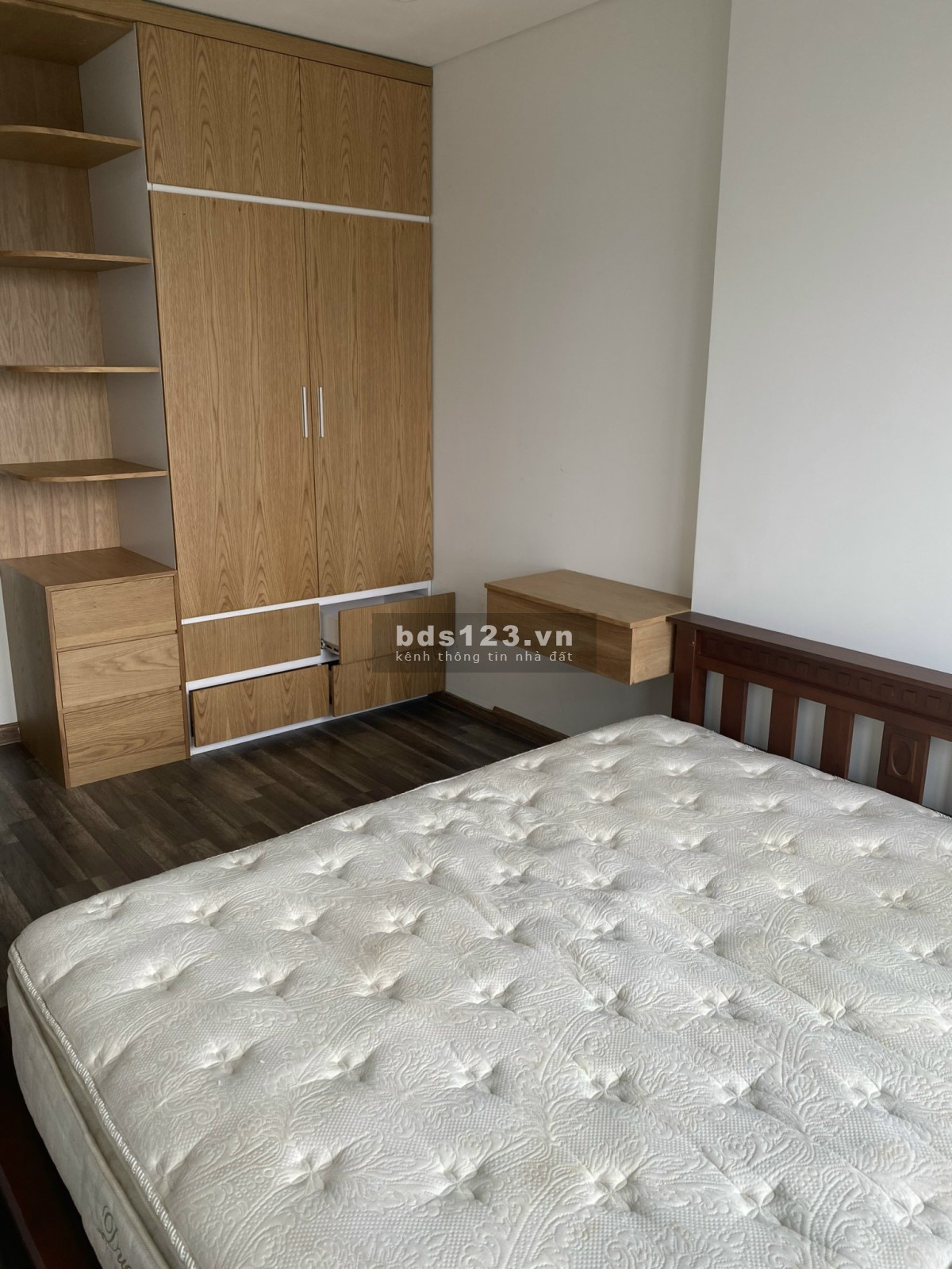Bán gấp! căn hộ 3PN, diện tích 100m2, The Prince giá 7.8 tỷ