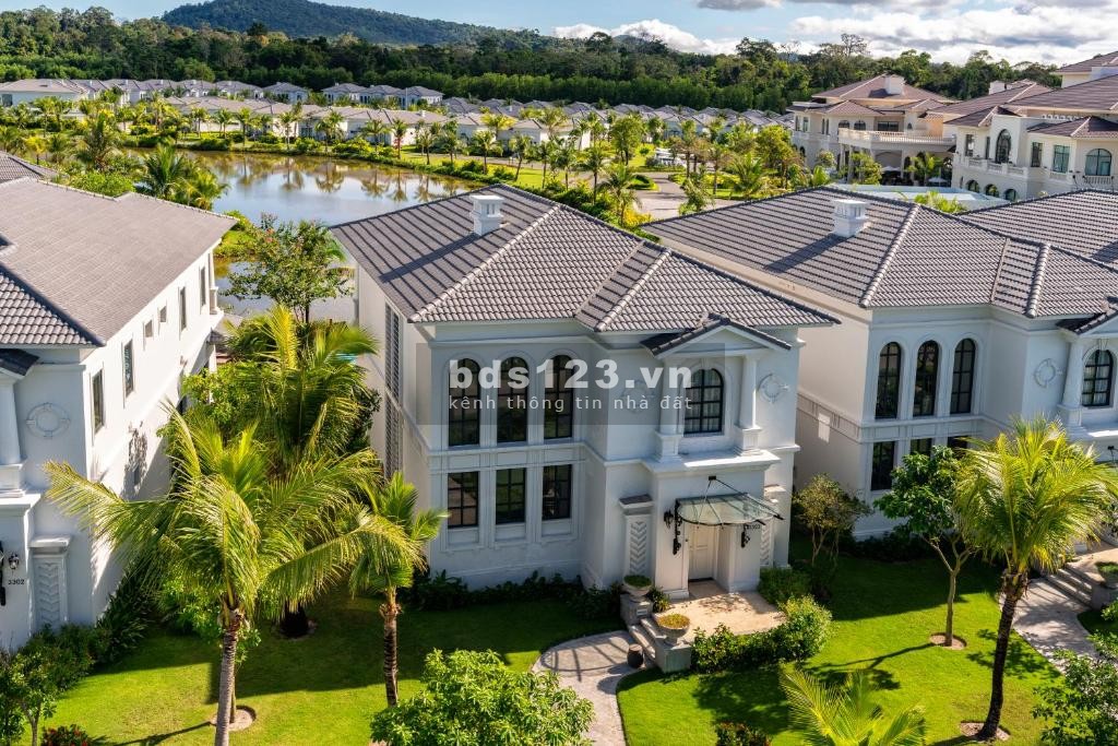 Cần bán gấp Biệt Thự Vinpearl Phú Quốc diện tích 473m2 cắt lỗ 8 tỷ