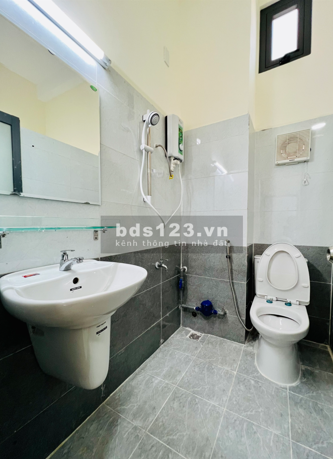 Phòng mới 100% ngay chợ Hoàng Hoa Thám, Quận Tân Bình, camera an ninh