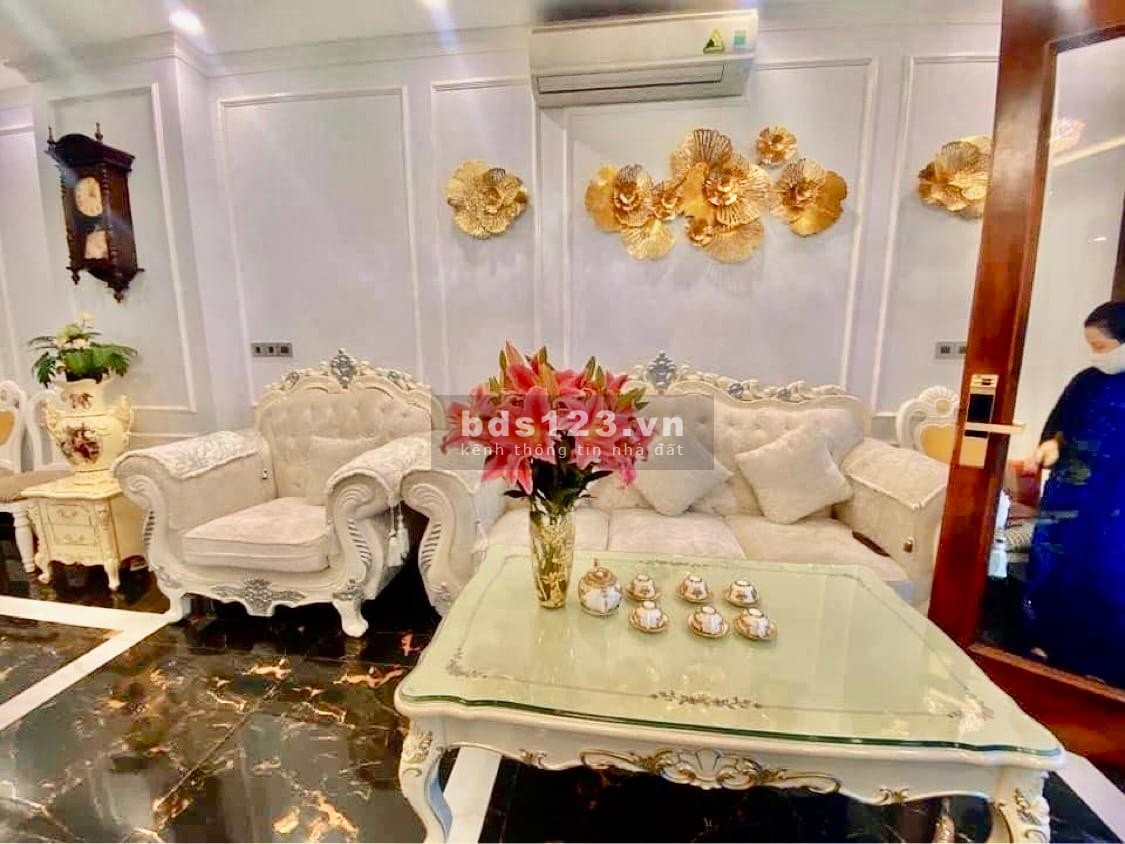 Bán nhà nguyên căn mặt phố Châu Long TRúc Bạch lô góc 91 tỷ