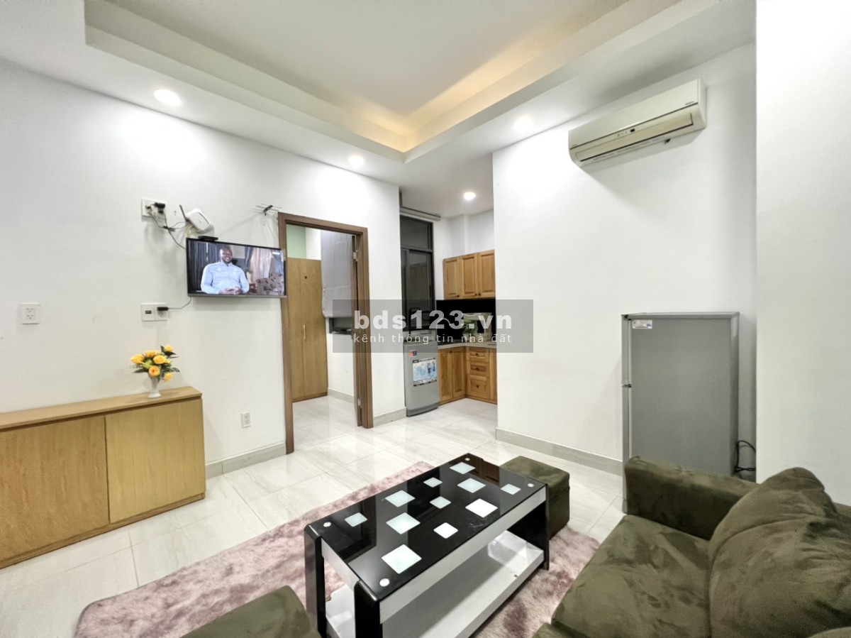 Bán căn hộ cao cấp 1 phòng ngủ, phố ẩm thực Phan Xích Long