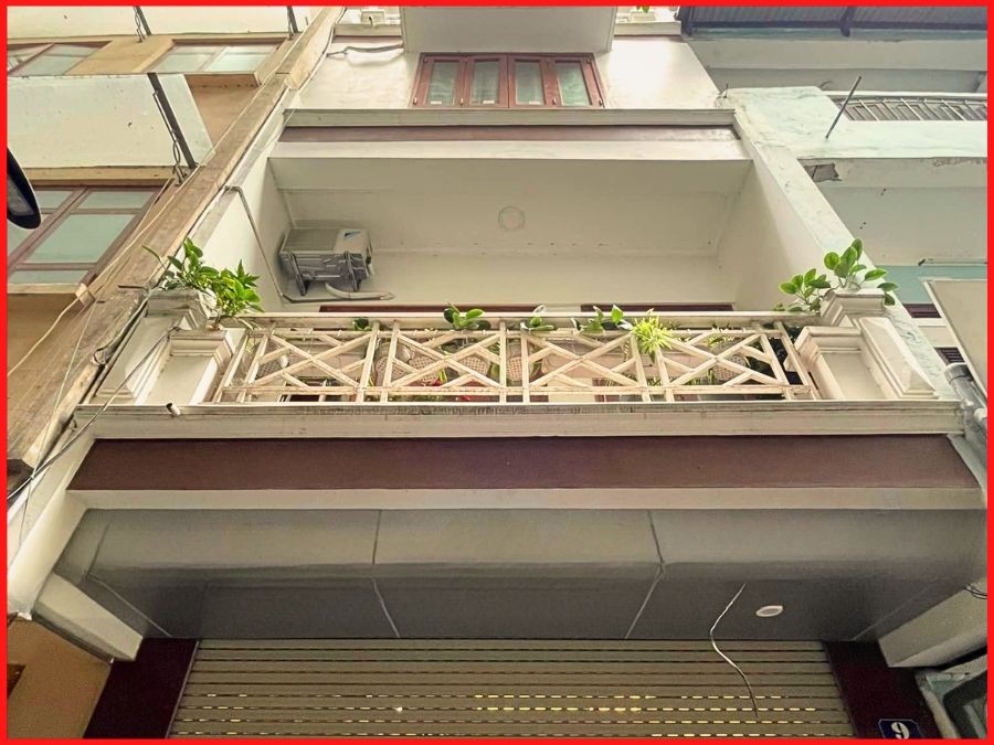 Bán nhà mặt tiền khu Hào Nam, 95m2, MT 4m, 18.5 tỷ, Kinh doanh vỉa hè ô tô tránh (LP50)