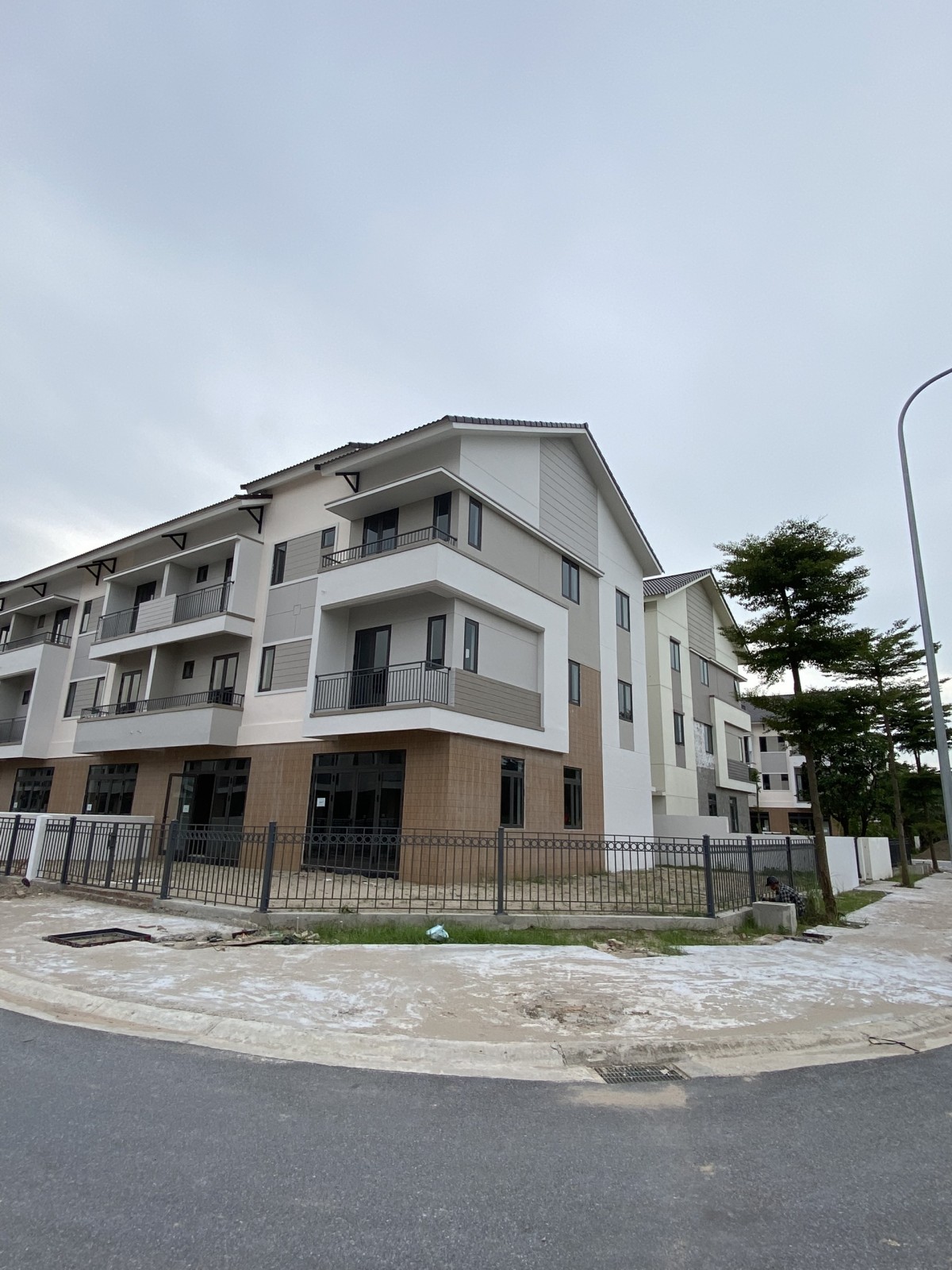 Chỉ 9,2 tỷ sở hữu ngay Shophouse 160 m2, nhà 3 tầng, chủ nhà thiện chí, lh 0862.218.328