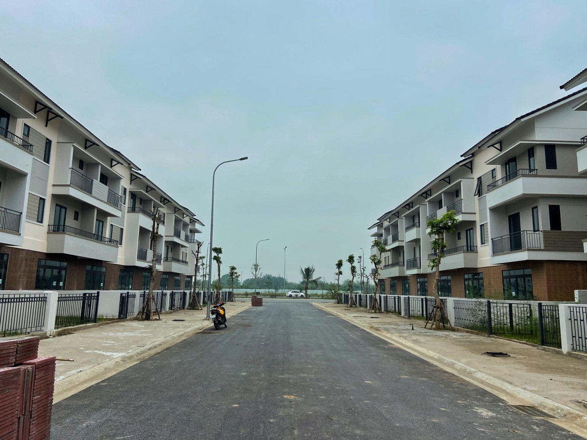 Chỉ 9,2 tỷ sở hữu ngay Shophouse 160 m2, nhà 3 tầng, chủ nhà thiện chí, lh 0862.218.328