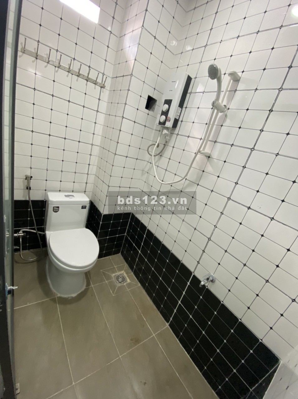 Cho thuê căn hộ dịch vụ Studio nhỏ xinh Quận Tân Bình