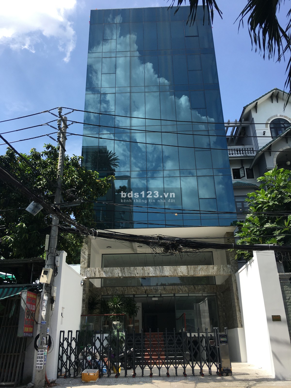 Cho thuê văn phòng Lam Sơn Q.Phú Nhuận HCM (có hoa hồng cho ae môi giới)