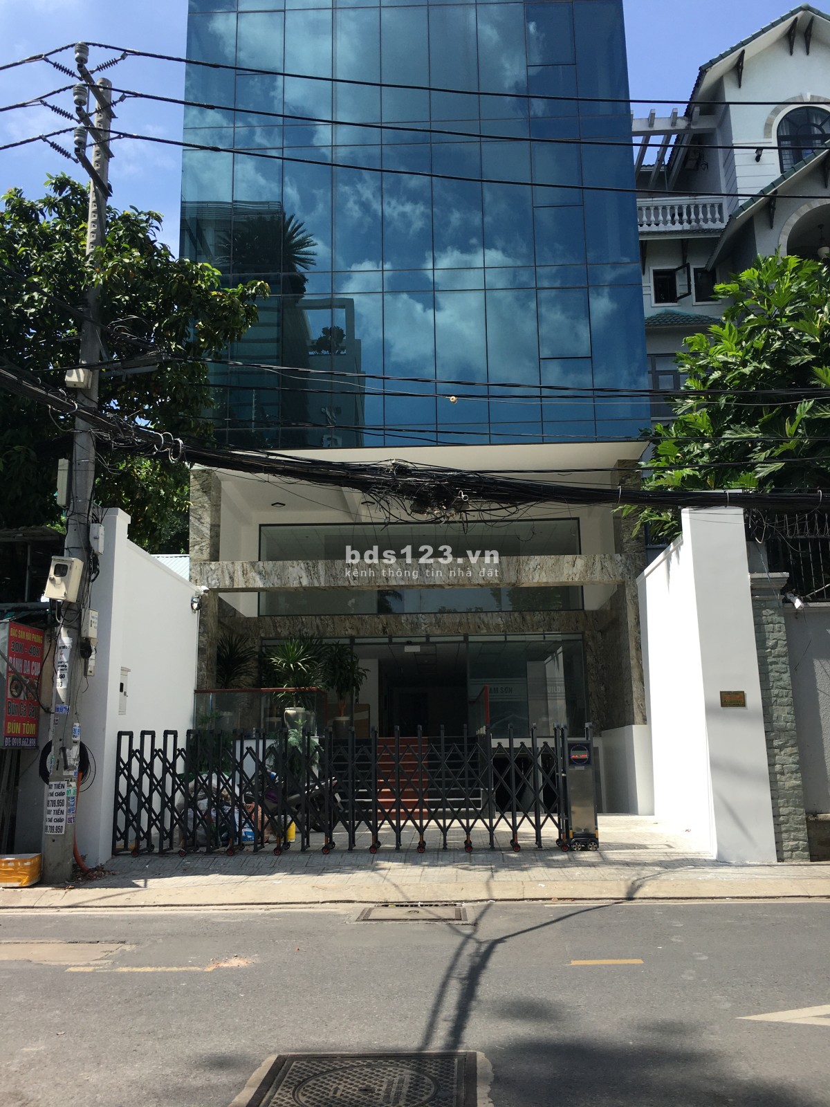 Cho thuê văn phòng Lam Sơn Q.Phú Nhuận HCM (có hoa hồng cho ae môi giới)