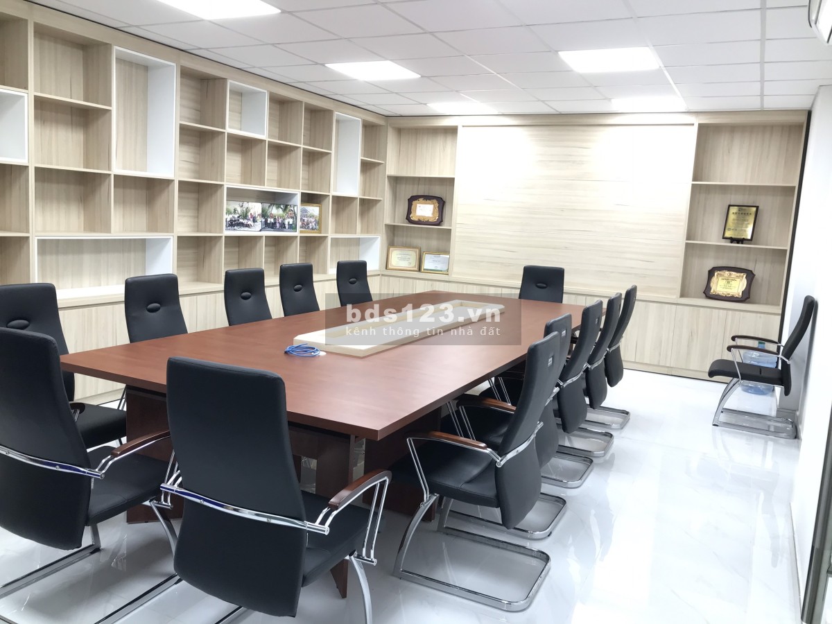 Chính chủ cho thuê Văn phòng giá 25tr 117m² Quận Tân Bình, gần sân bay Tân Sơn Nhất