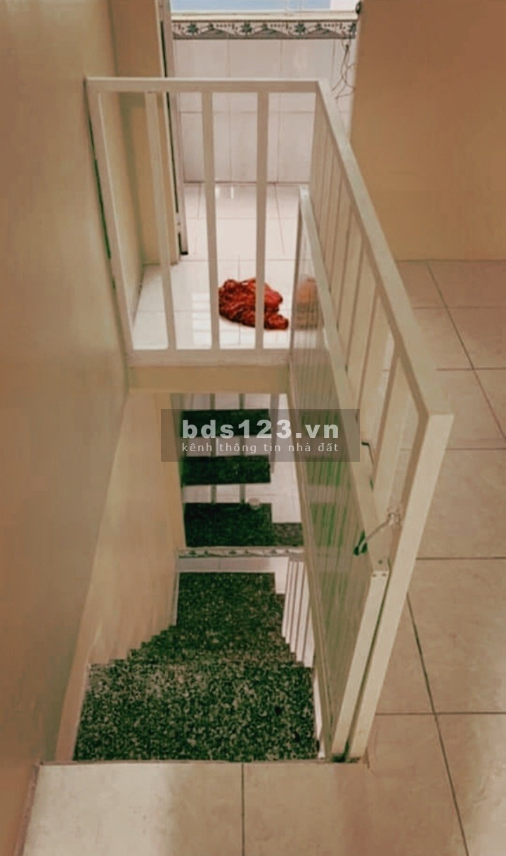 2 tỷ 6 - Hẻm Xe Tải Thông - VỪA Ở VỪA KD – Bán NHÀ SÁT PHAN VĂN TRỊ . F10 . GÒ VẤP