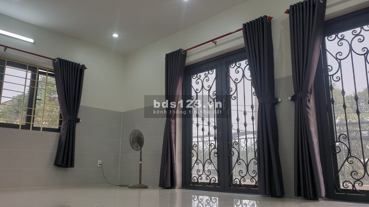 Chính chủ cho thuê nhà nguyên căn DTSD 336m2, 15 triệu, p.Đông Hòa, Dĩ An, Bình Dương