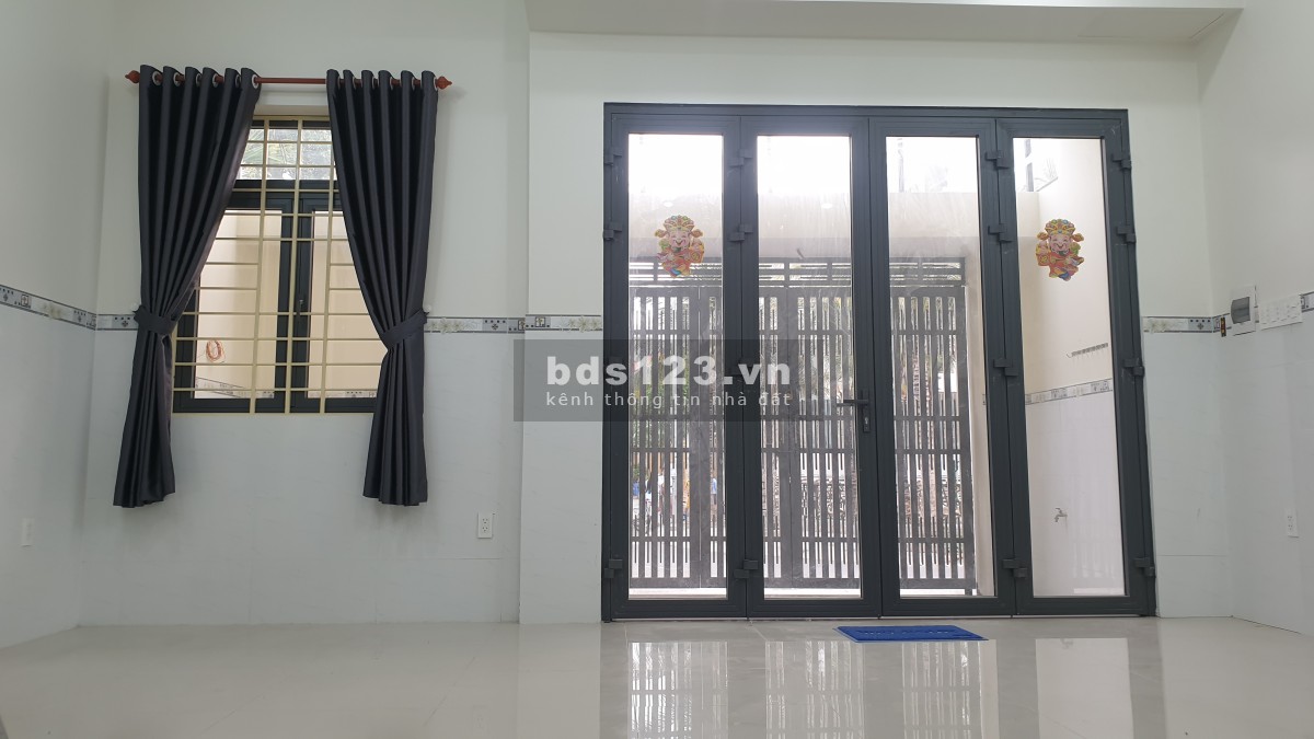 Chính chủ cho thuê nhà nguyên căn DTSD 336m2, 15 triệu, p.Đông Hòa, Dĩ An, Bình Dương