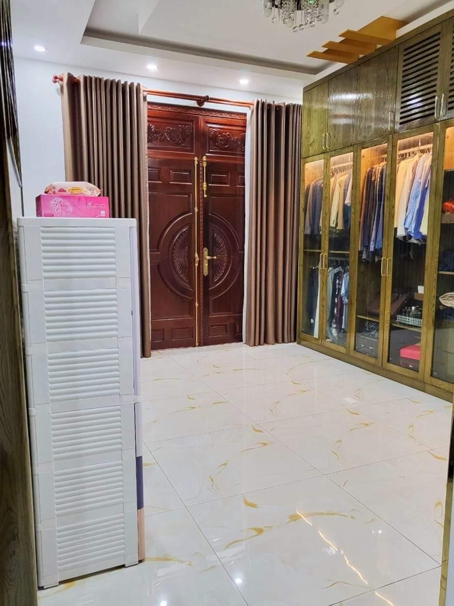 Bán biệt thự ngay Hanoma Trương Công Định, DT 152m² x 3 lầu đúc, sân thượng, giá 24 tỷ đồng