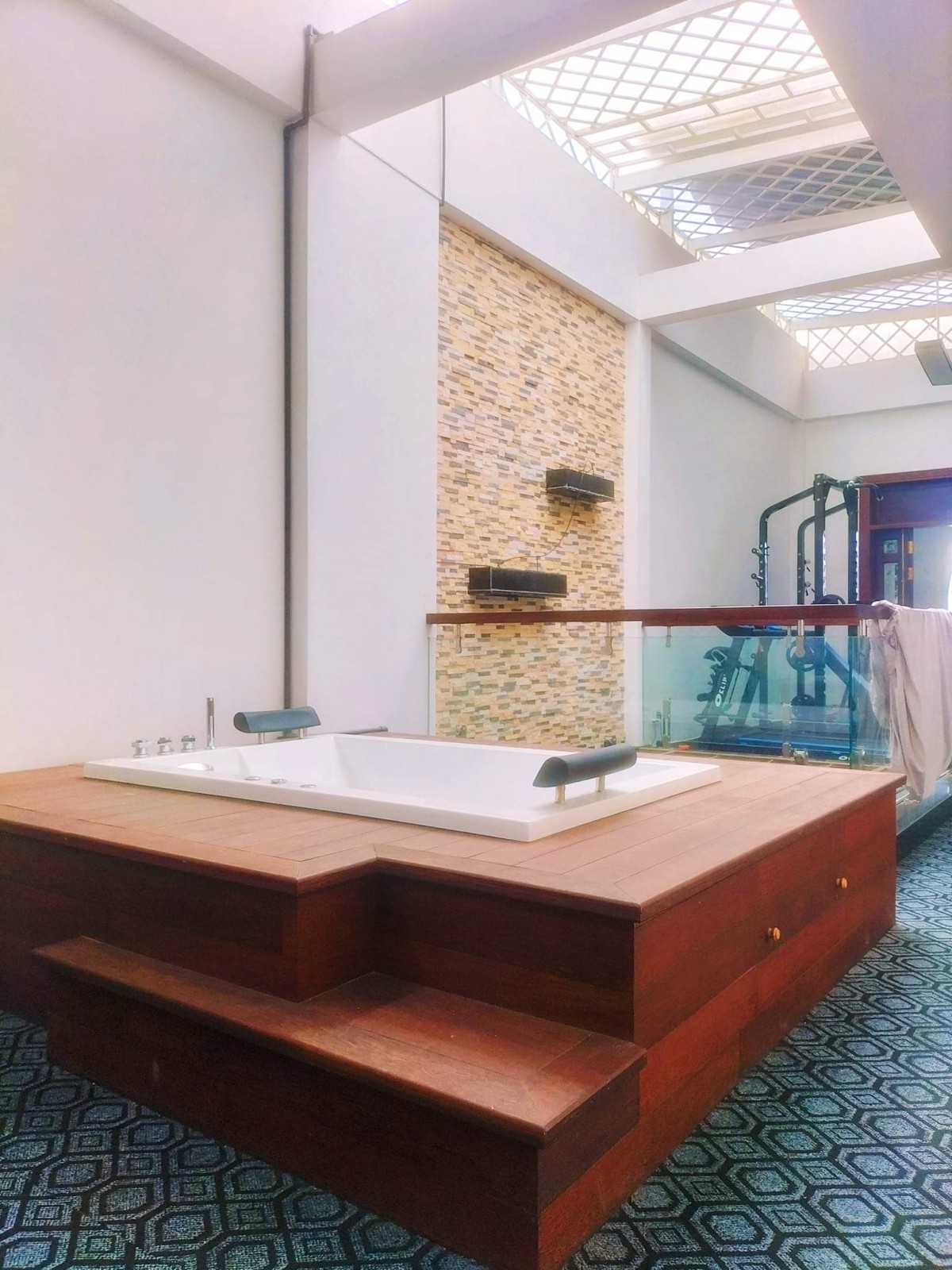 Bán biệt thự ngay Hanoma Trương Công Định, DT 152m² x 3 lầu đúc, sân thượng, giá 24 tỷ đồng