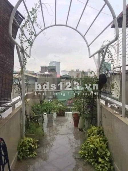 Bán nhà mặt phố Đội Cấn, kinh doanh đỉnh, 55m2, nhỉnh 12 tỷ.