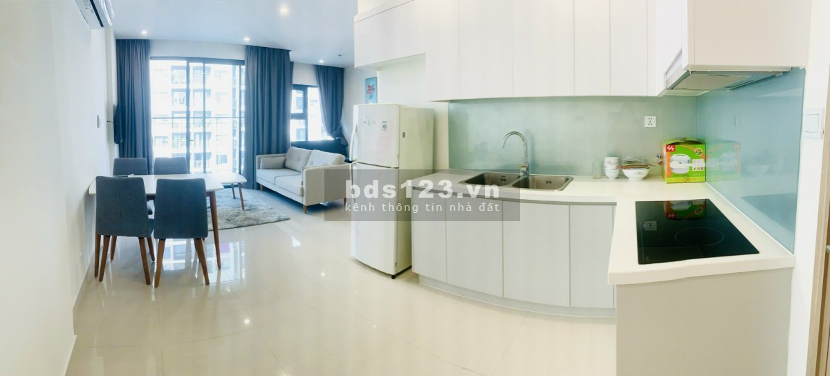 Cần cho thuê căn hộ 2 ngủ, đồ đạc mới tinh.