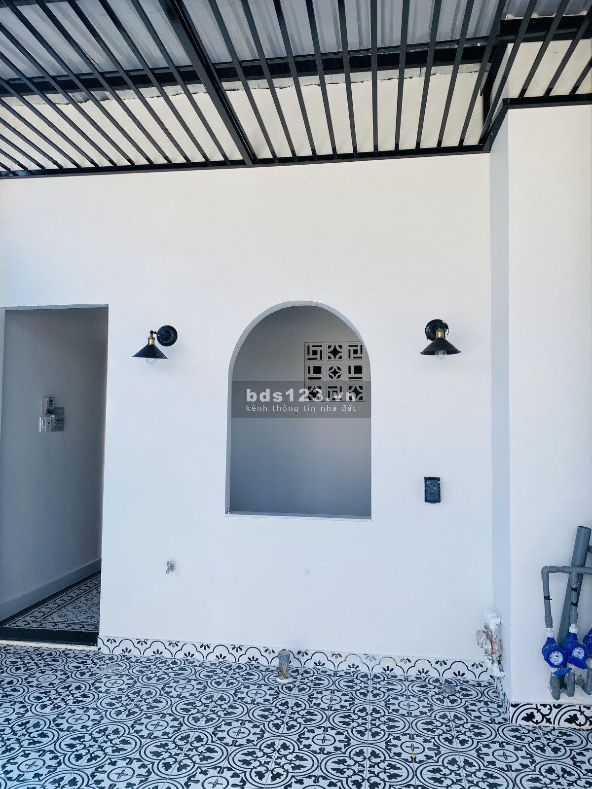 Cho thuê phòng nguyên tầng rộng 52m2, có sẵn nội thất, 5.5 triệu, thương lượng