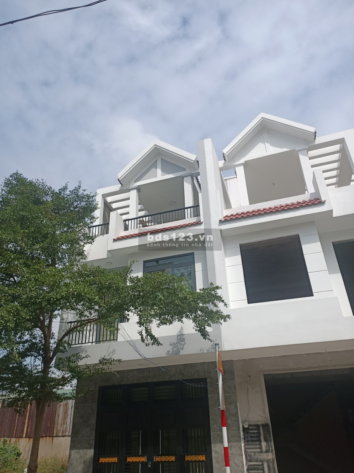 BÁN NHÀ PHỐ MỚI XÂY FULL NỘI THẤT Bình Chuẩn, Thuận An, Bình Dương, Việt Nam