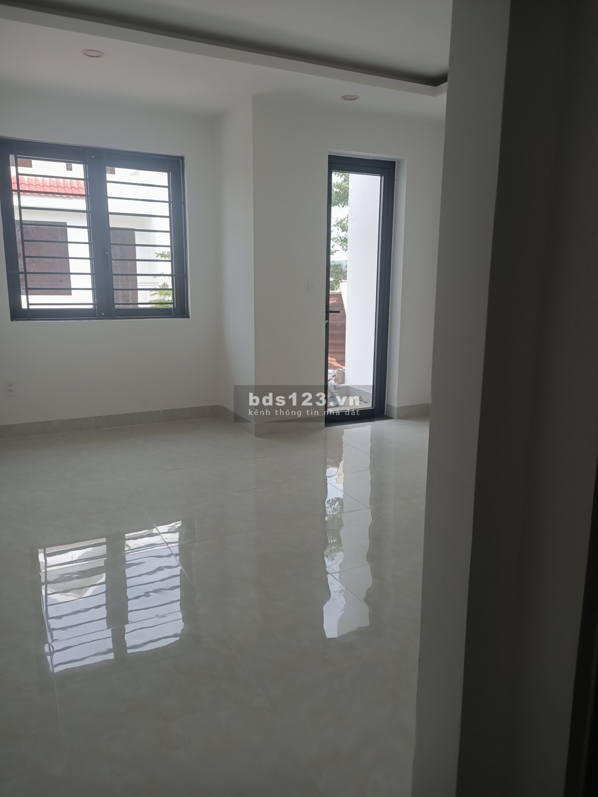 BÁN NHÀ PHỐ MỚI XÂY FULL NỘI THẤT Bình Chuẩn, Thuận An, Bình Dương, Việt Nam