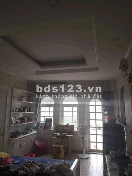 Bán nhà mặt phố Ba Đình, vị trí trung tâm, 55m2, giá 12 tỷ..