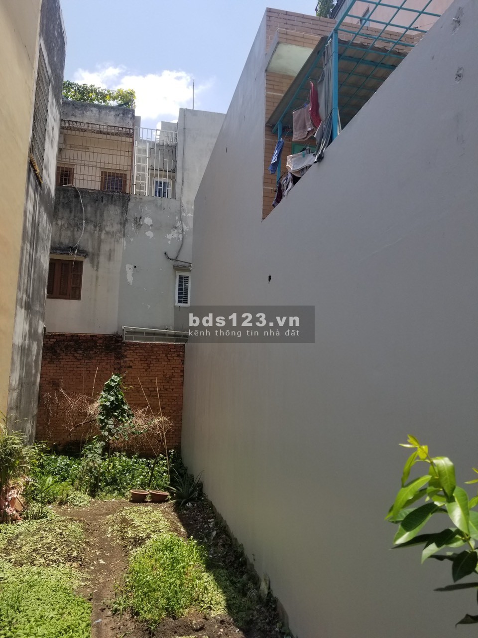 Cho Thuê đất trống Gò Vấp giá rẻ làm nhà xưởng kho bãi hẻm rộng xe hơi vào được