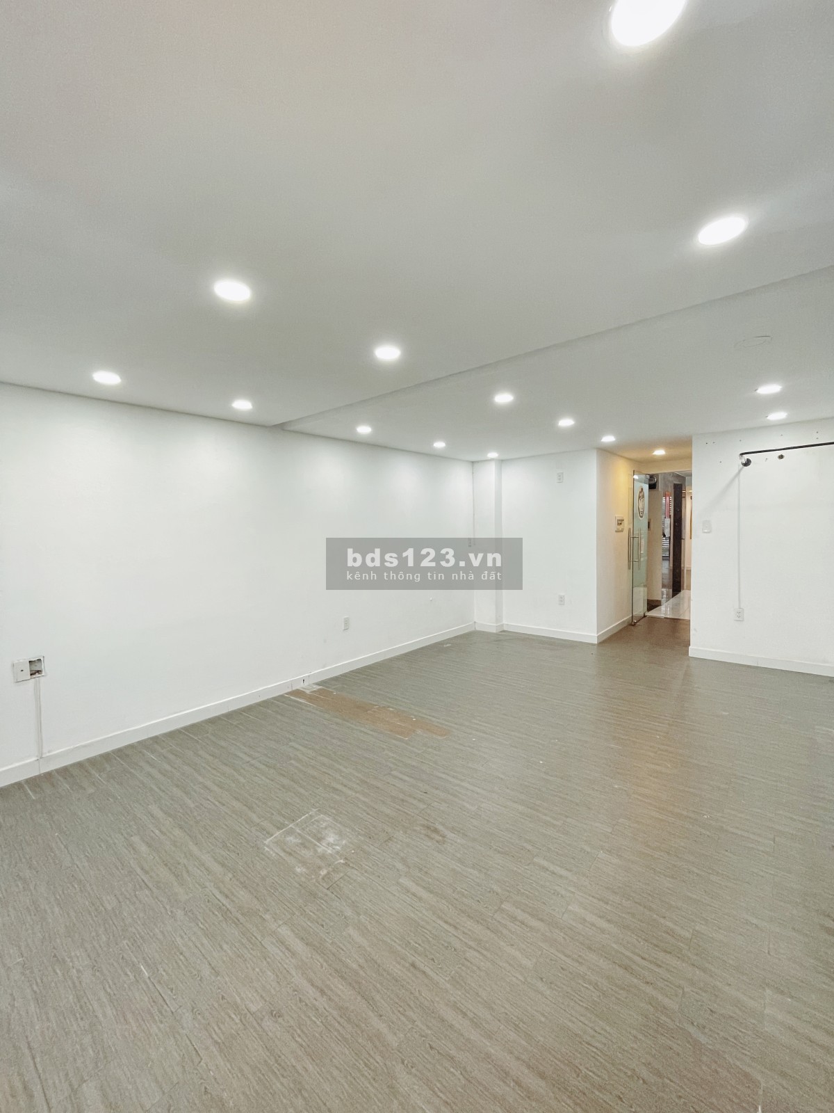 Văn phòng giá tốt Quận 3 - Trần Quang Diệu 35 & 50m2 giá chỉ…