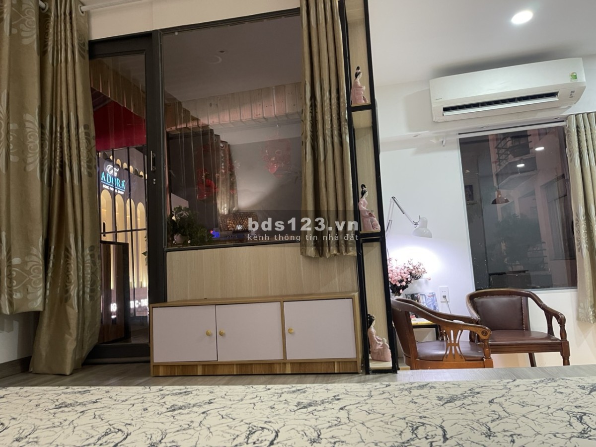 Cho thuê phòng trọ studio Full nội thất, ban công cực CHILL gần sân bay, xác valy vào ở liền