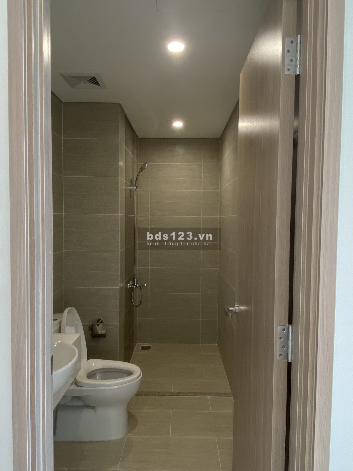 Chính chủ kẹt tiền bán căn hộ 1PN+ Vinhomes Grand Park
