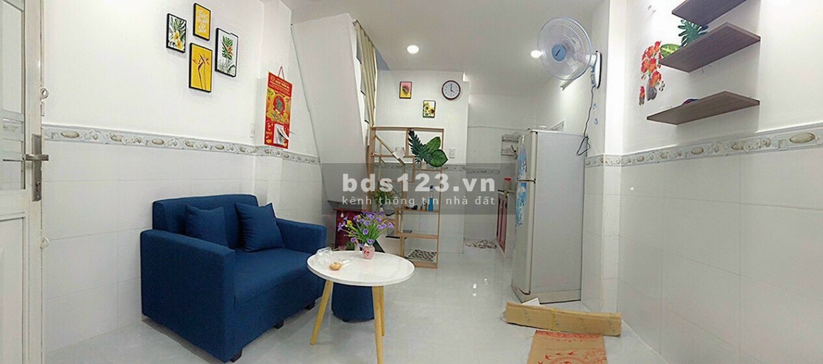 Bán nhà Q7 hẻm 861 trần xuân soạn 3x6 giá: 2,15 tỷ nhà sổ hồng riêng có nội thất
