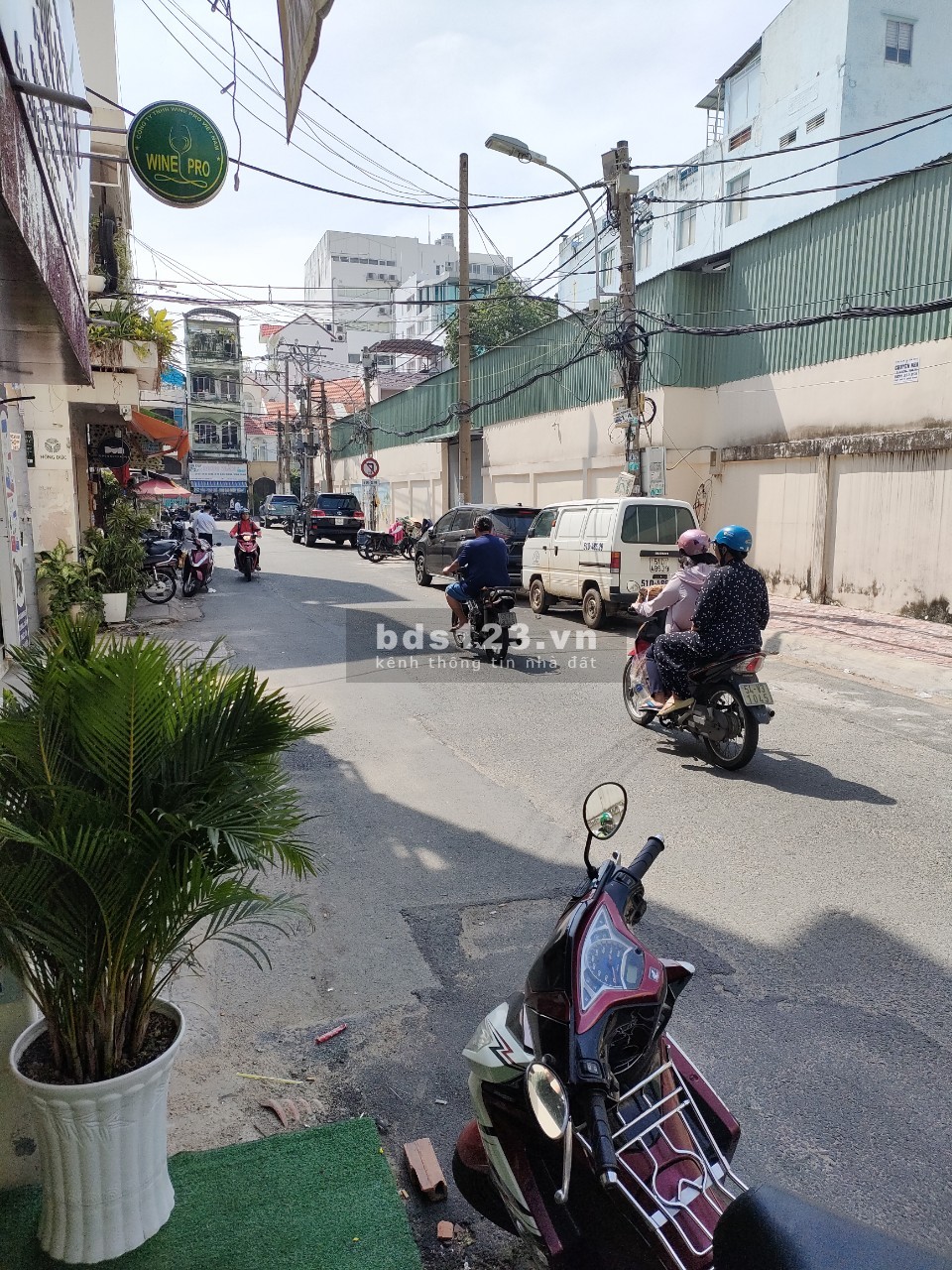 Sang gấp quán cafe đủ đồ dùng hẻm 53 Trần Khánh Dư Q1