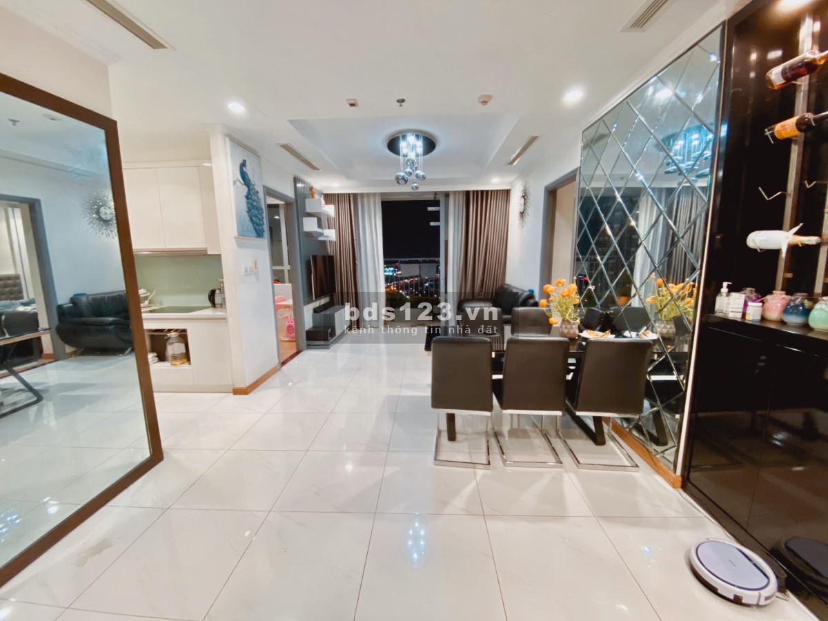Chính chủ bán căn hộ Vinhomes Central Park 3PN tầng 1X View L81 và Công Viên tại Bình Thạnh