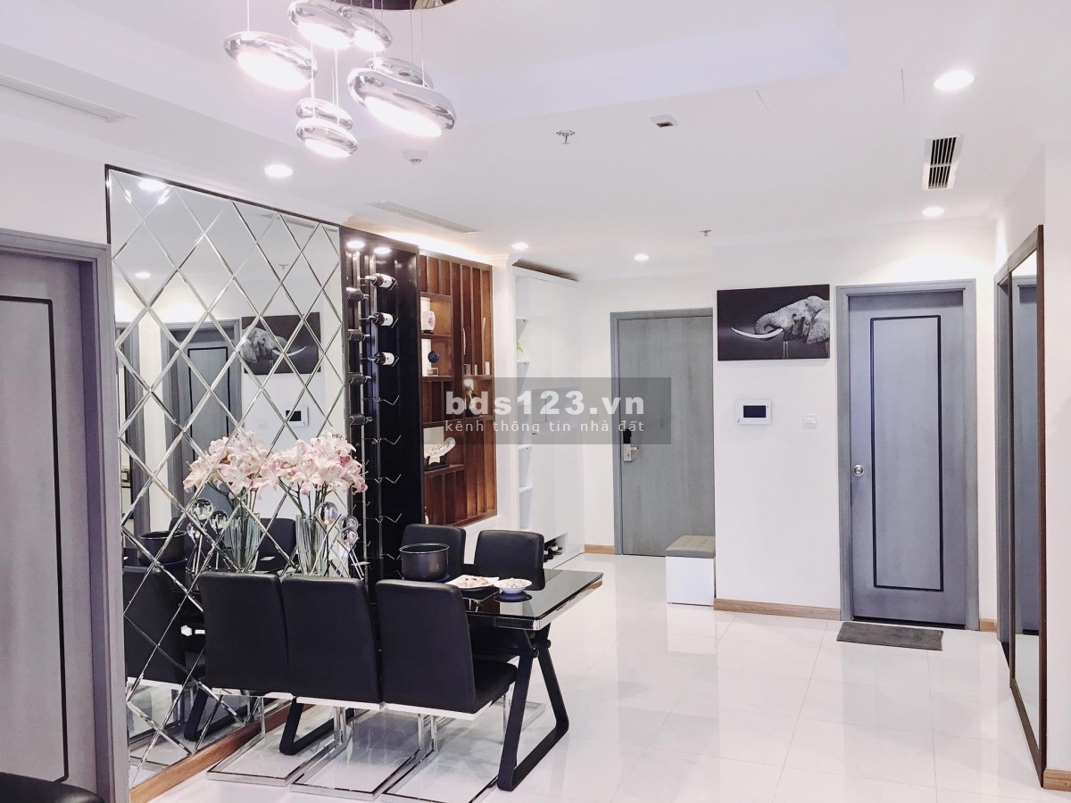 Chính chủ bán căn hộ Vinhomes Central Park 3PN tầng 1X View L81 và Công Viên tại Bình Thạnh