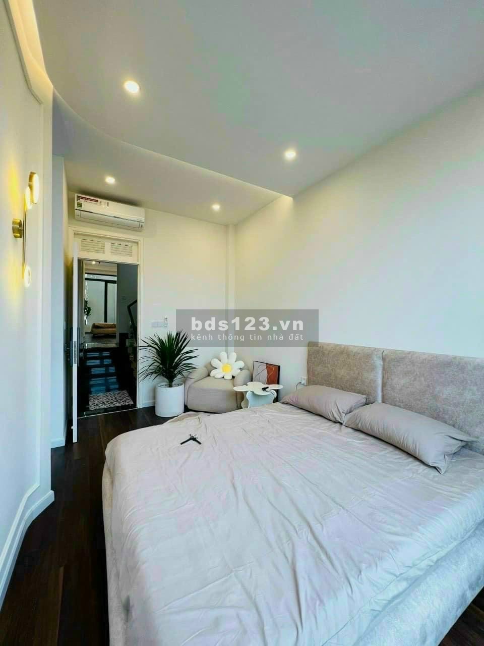 Bán Siêu Phẩm Nhà Phố Đường Phan Huy ích, Quận Gò vấp, Hồ chí Minh