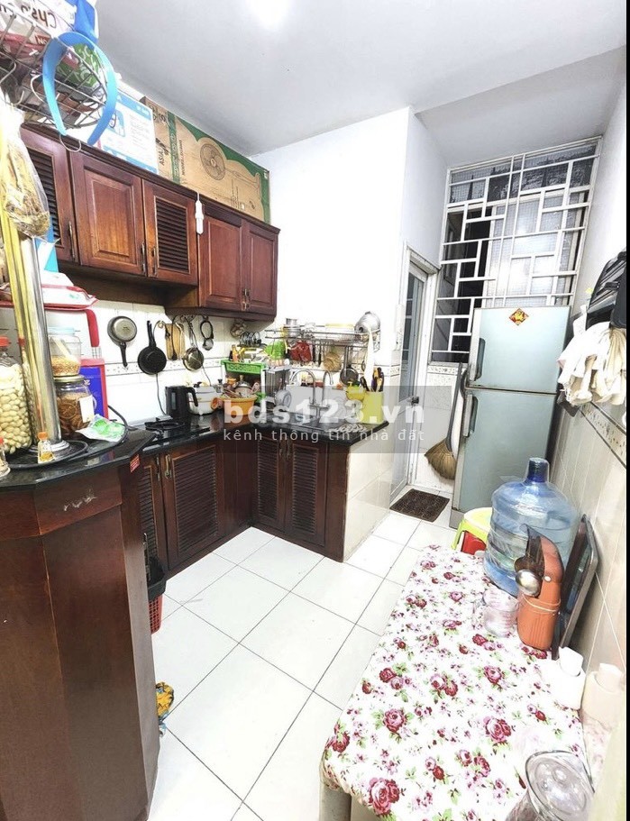 Bán căn hộ góc 44m2 C/C 518 Võ Văn Kiệt Quận 1