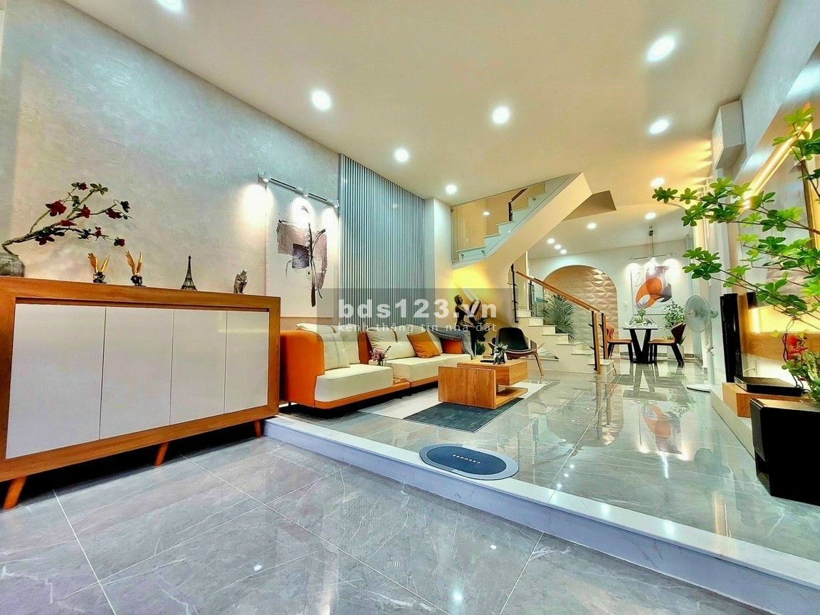 Bán nhà phố đẹp Đường số 4, Phường 11, Quận Gò vấp, Hồ chí Minh
