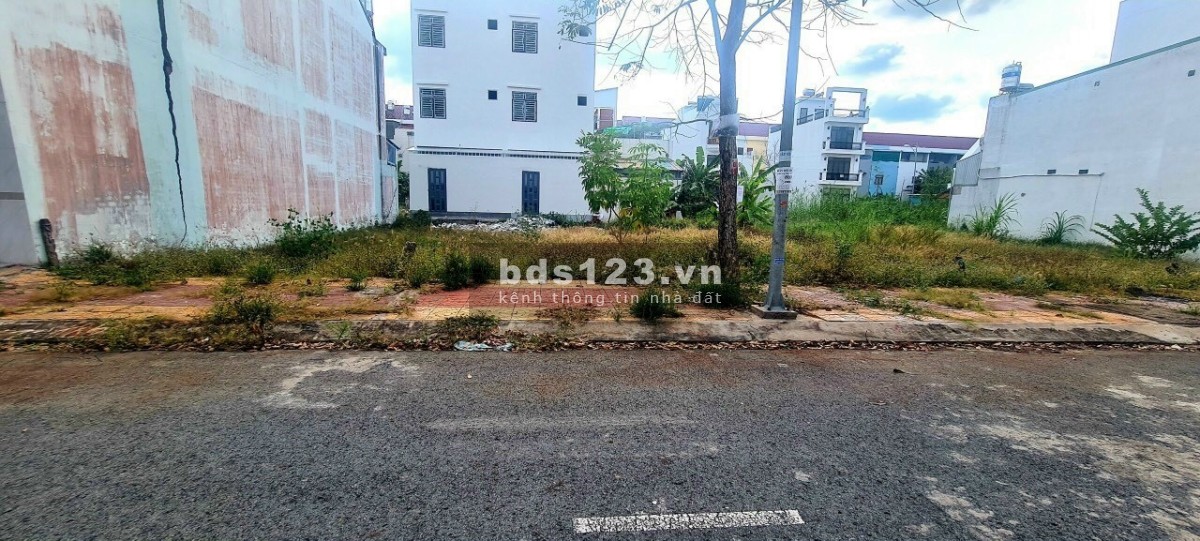 Bán cặp nền đường số 5 khu văn hoá Tây Đô Hưng Thạnh Cái Răng Cần Thơ