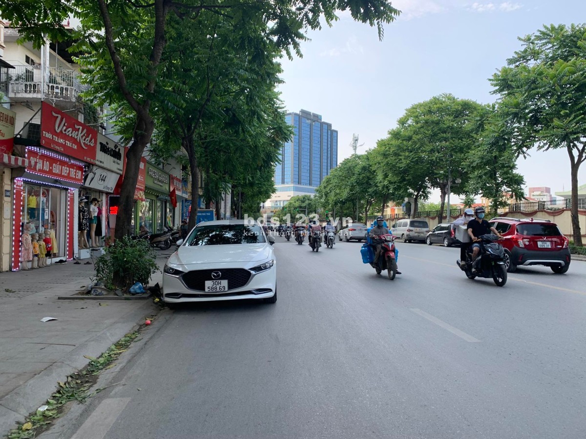 Toà văn phòng 9 tầng thang máy Lê Trọng Tấn, lô góc kinh doanh mt 8m, dt 55m2, giá 9.6 tỷ