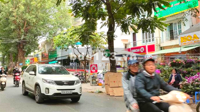 Tôi bán nhà mặt phố Hoàng Hoa Thám - 5 tầng - 58M - 14,6 tỷ - Nở hậu, vuông đẹp