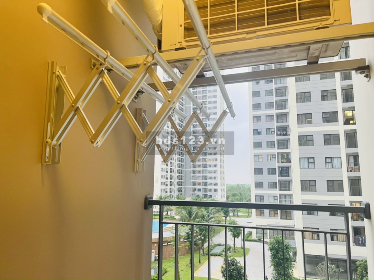 Cho thuê căn New Studio nội thất có rèm giá chỉ 4 triệu dự án Vinhomes Quận 9