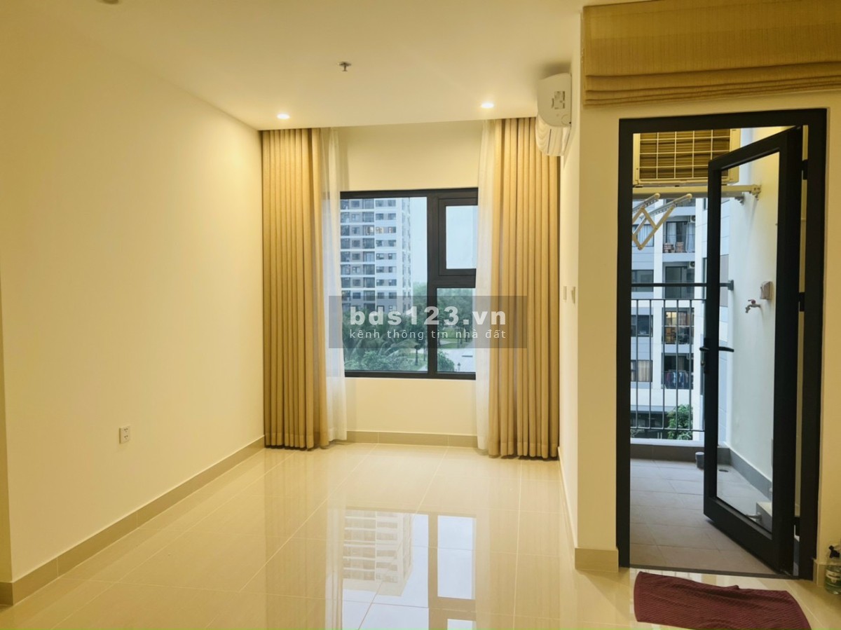 Cho thuê căn New Studio nội thất có rèm giá chỉ 4 triệu dự án Vinhomes Quận 9